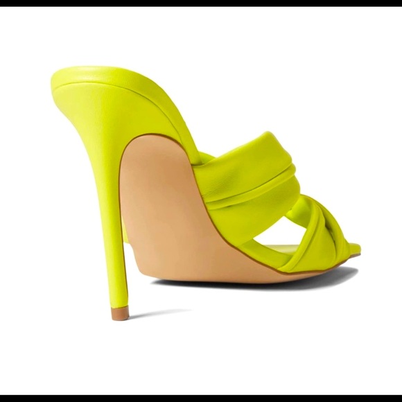 Steve Madden Ismay Heeled Sandal - Picture 4 of 6